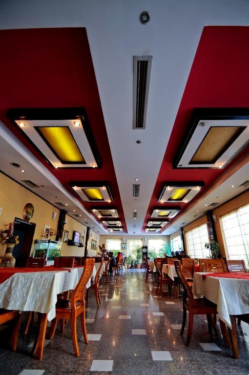 Hotel Lubjana Tirana Exterior photo