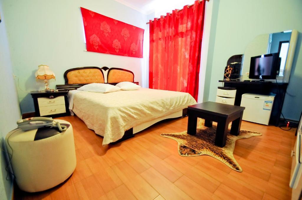 Hotel Lubjana Tirana Exterior photo